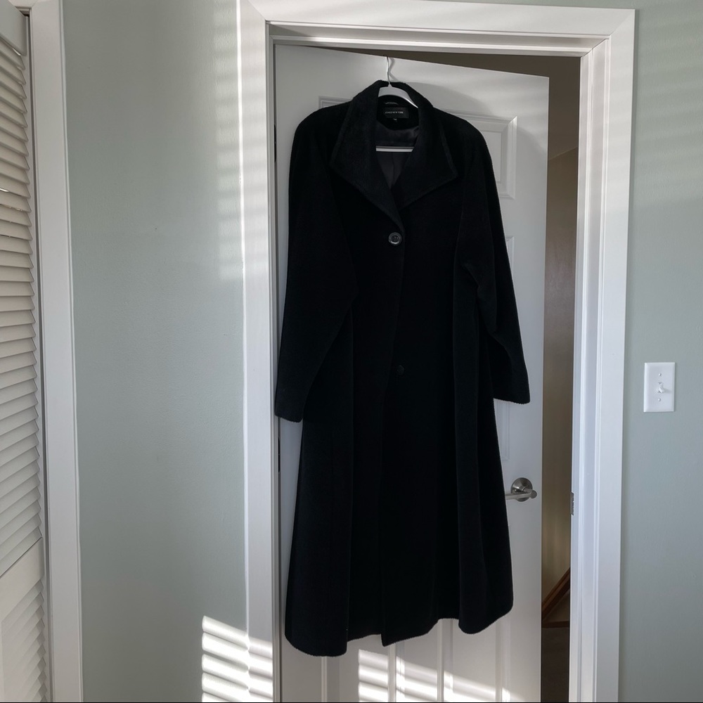 Jones of New York full length coat size 24 NEW
